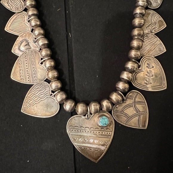 Vintage Don Lucas 11 Hearts  Turquoise & Sterling Silver Necklace - Picture 4 of 8